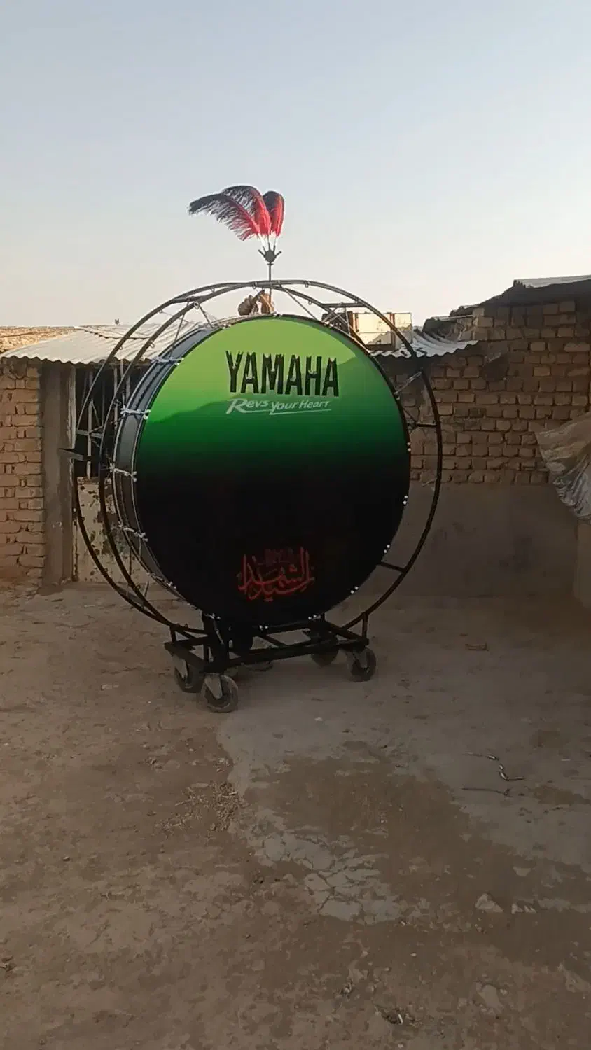 طبل ۱۶۰ پوست رنگی|درام و پرکاشن|تهران, امام زاده عبدالله|دیوار