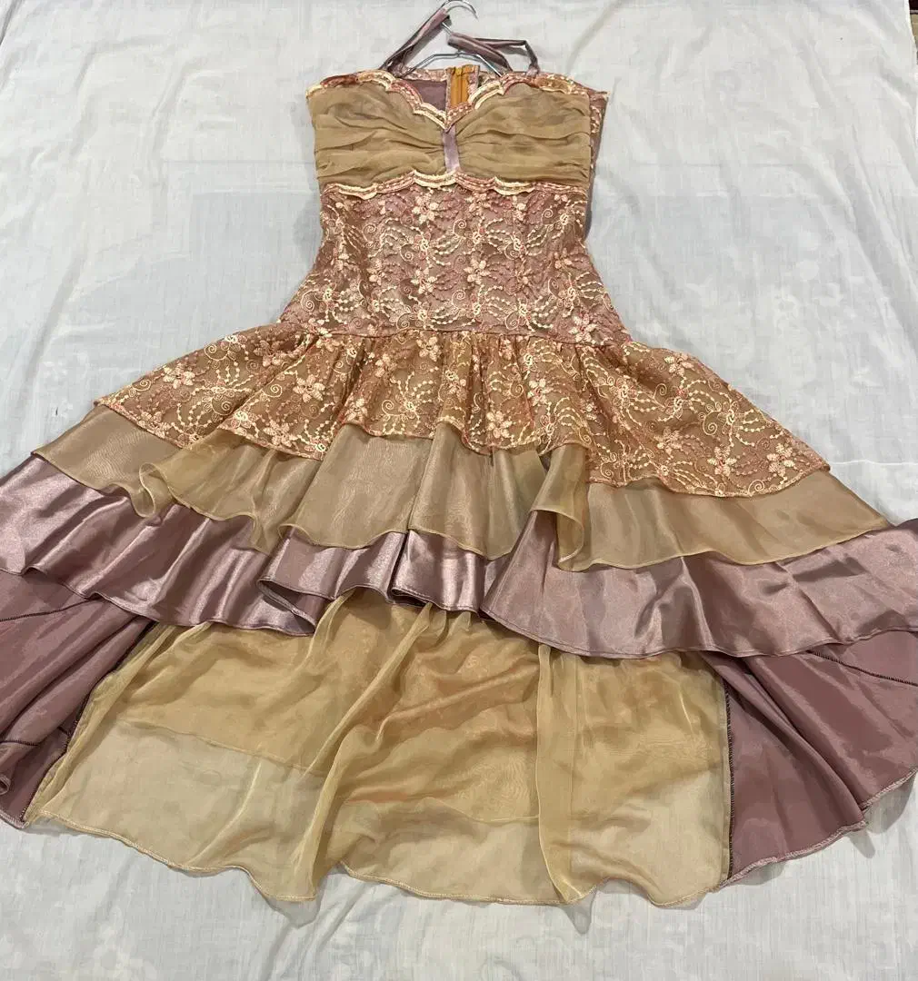 لباس مجلسی شیک|لباس|کاشان, حسن آباد|دیوار