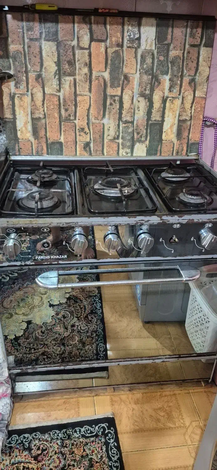 گاز ۵ شعله طرح فر|اجاق گاز و لوازم برقی پخت‌وپز|املش, |دیوار