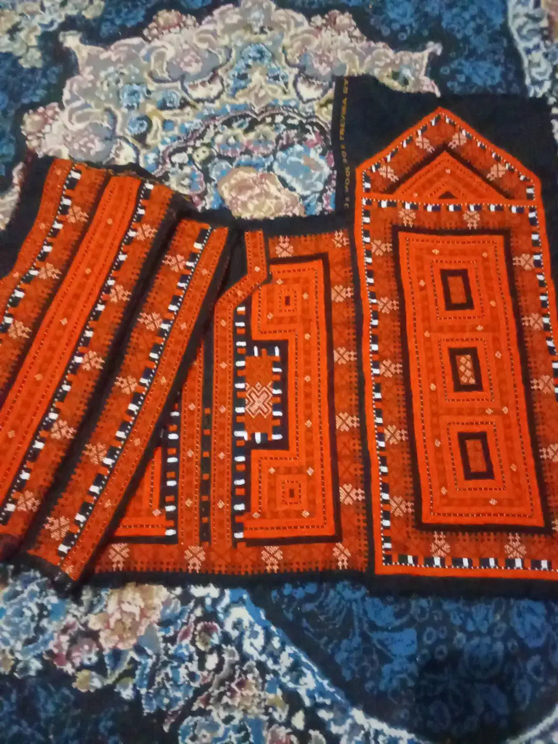 قیمت ۱۲ ملیون|لوازم خیاطی و بافتنی|میرجاوه, |دیوار