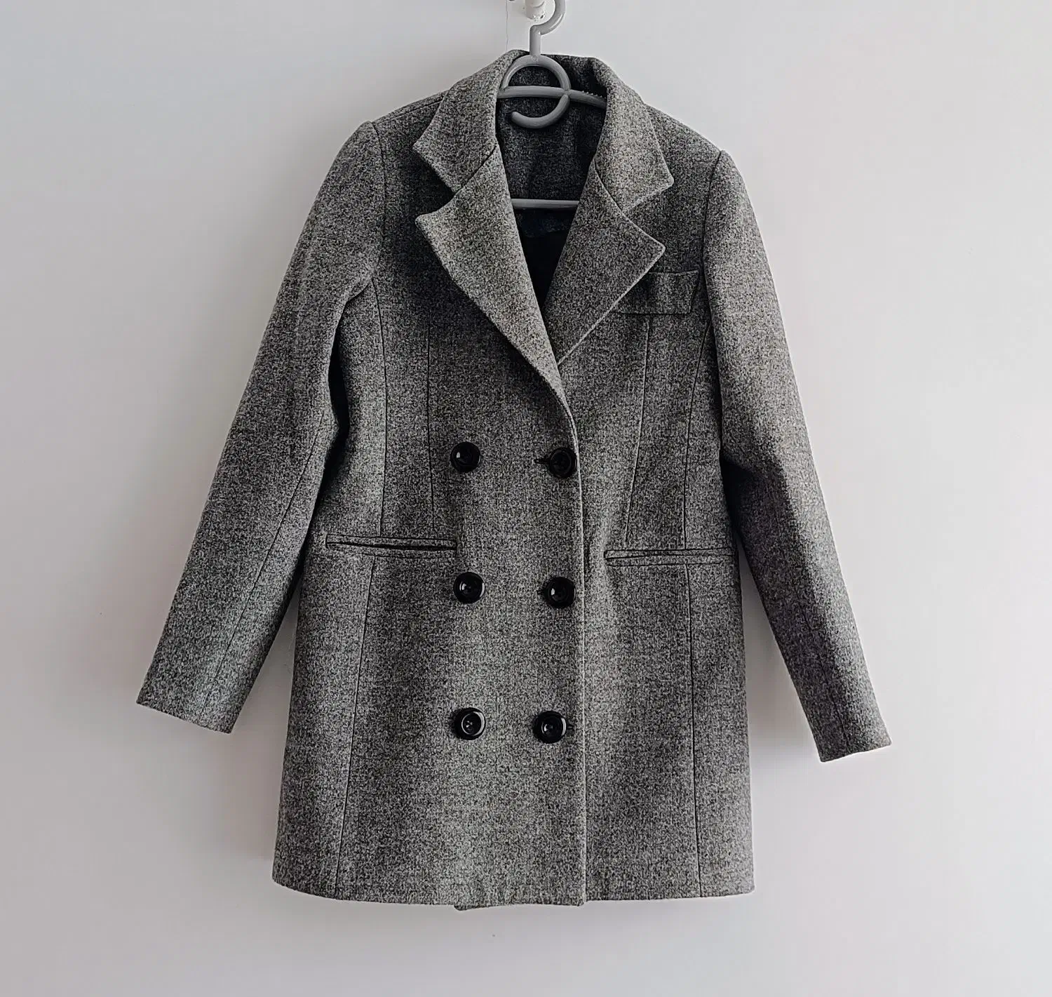 پالتو فوتر|لباس|رشت, گلباغ نماز|دیوار