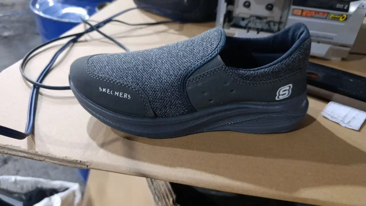 کتونی عمده|کیف، کفش، کمربند|قم, بیست متری ولیعصر|دیوار