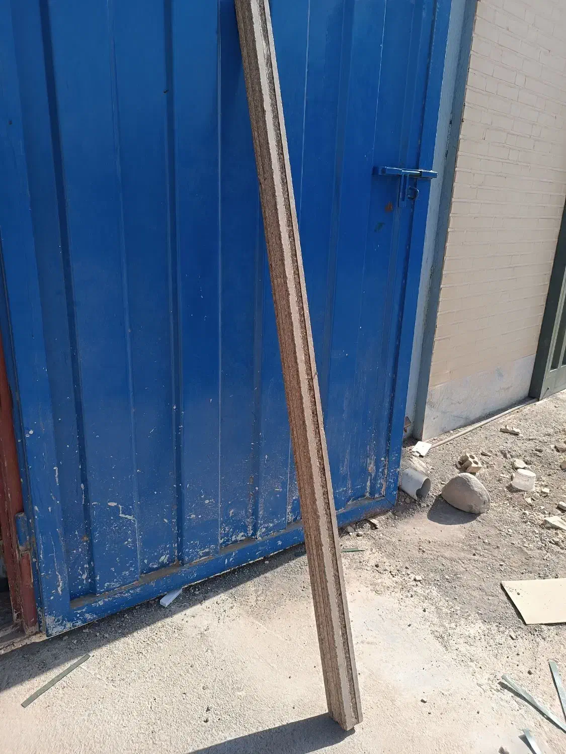 چوب زیر پالت|عمدهفروشی|کاشان, قبرستان دارالسلام|دیوار