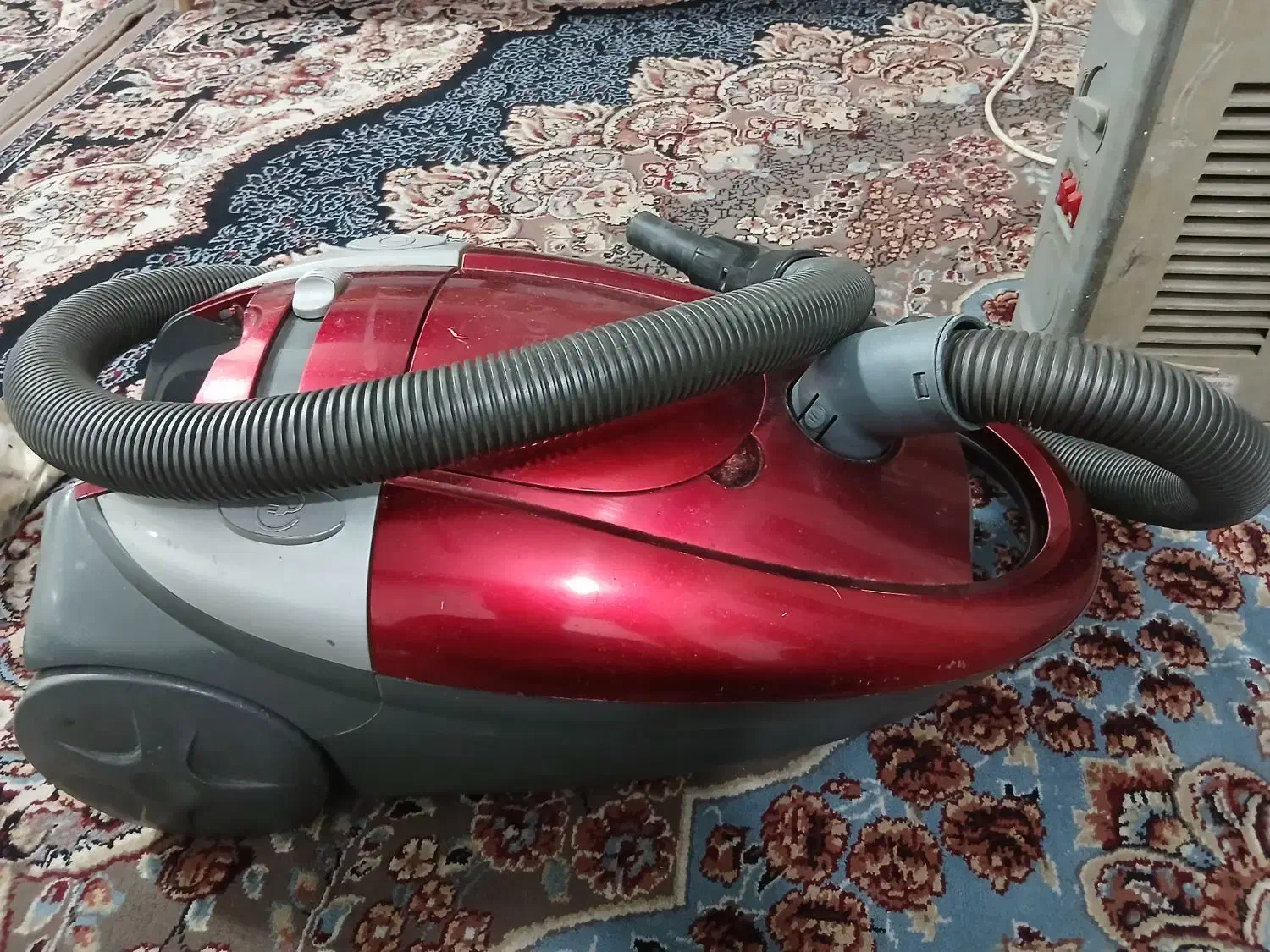 تعدادی وسیله برقی به شرط سالم وبی نقص|سایر لوازم برقی|شوشتر, |دیوار