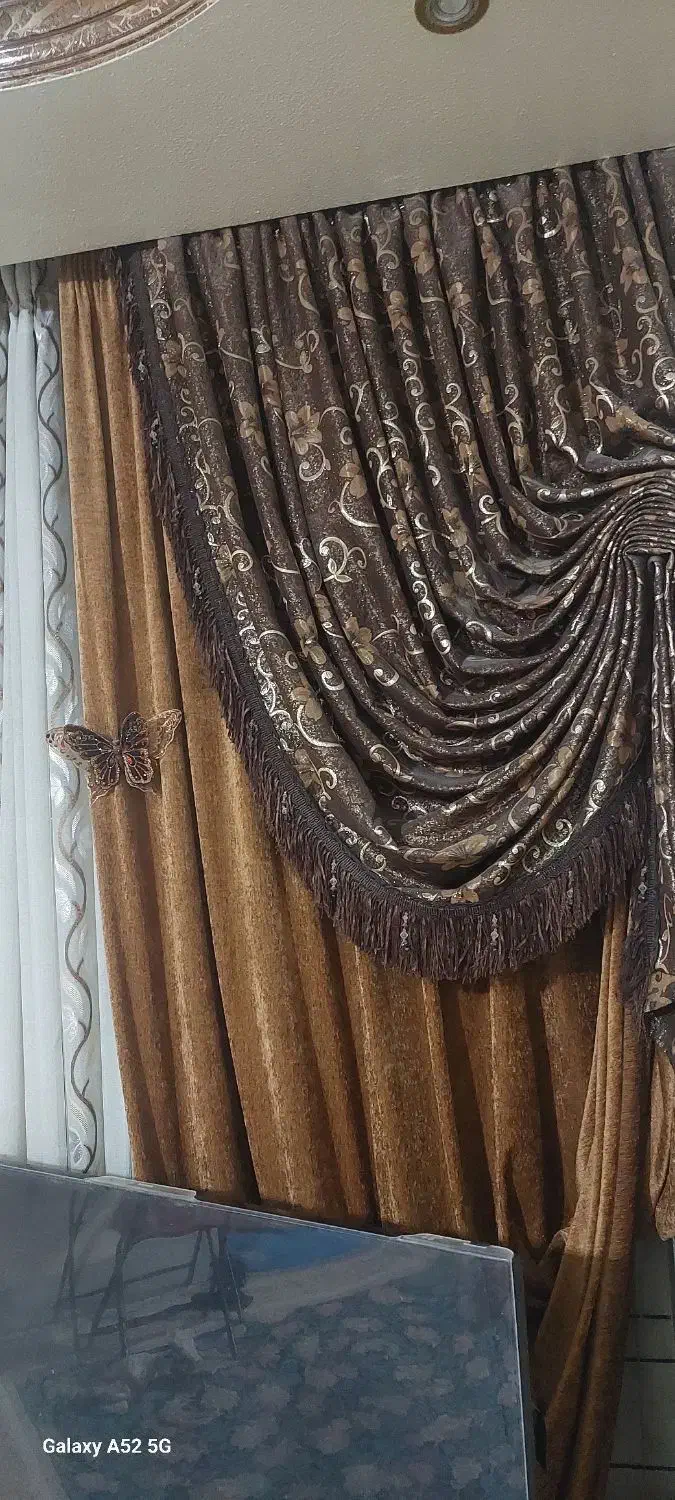 تعدادی پرده در حد نو|پرده، رانر، رومیزی|اصفهان, دهنو|دیوار