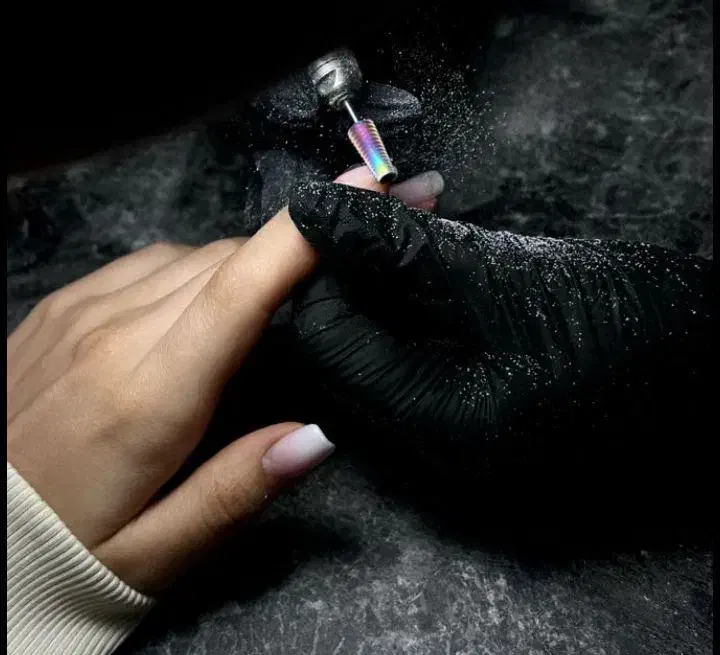 کاشت ناخن|خدمات آرایشگری و زیبایی|ری, شهادت|دیوار