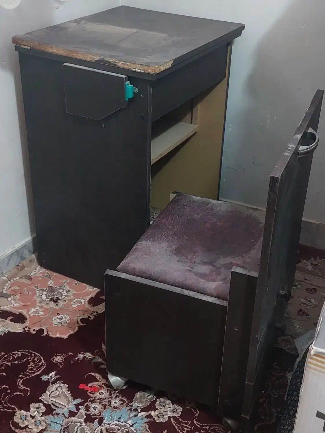 میز چرخ خیاطی|لوازم خیاطی و بافتنی|یزد, |دیوار