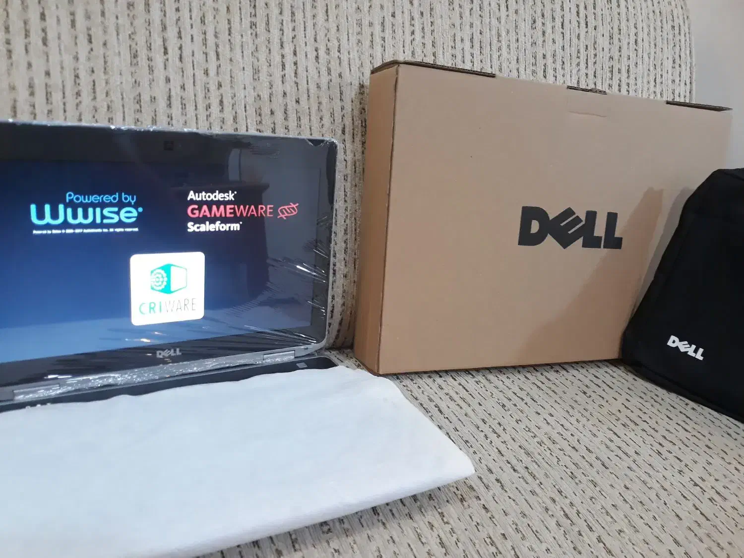 لپ تاپ dellهشت هسته قوی تر از i7 نسل ۱۰ گرافیکدار|رایانه همراه|رشت, چله خانه|دیوار