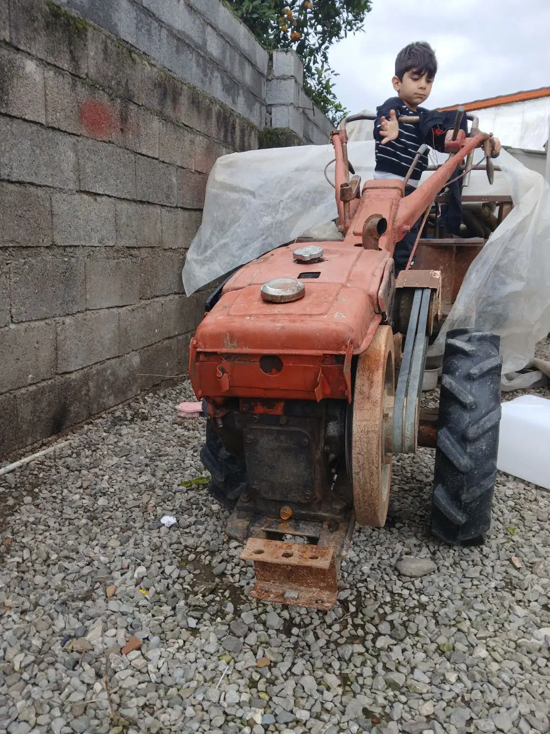 تیلر کشاورزی|ماشینآلات صنعتی|چمستان, |دیوار