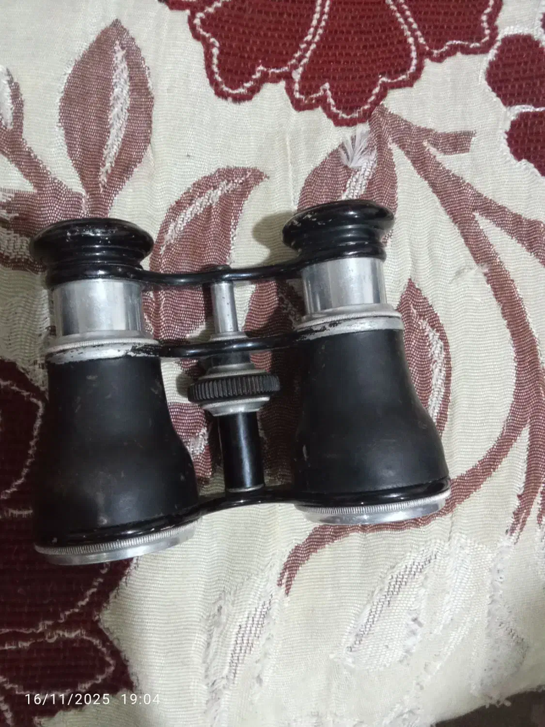 دوربین روسی قدیمی کوچیکه|کوهنوردی و کمپینگ|خرم‌آباد, |دیوار