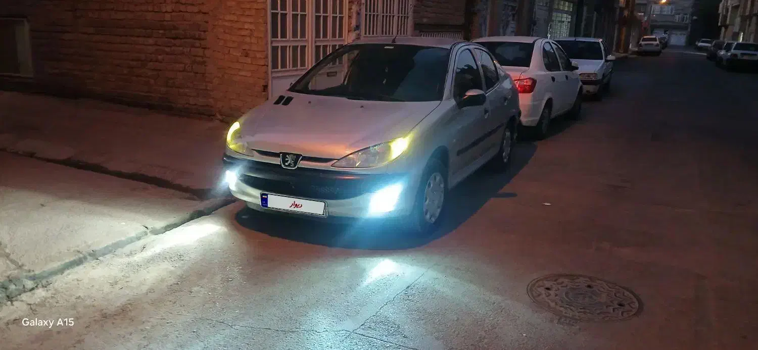 ۲۰۶ صندوقدار v20|خودرو سواری و وانت|قم, تولید دارو و یخچال|دیوار