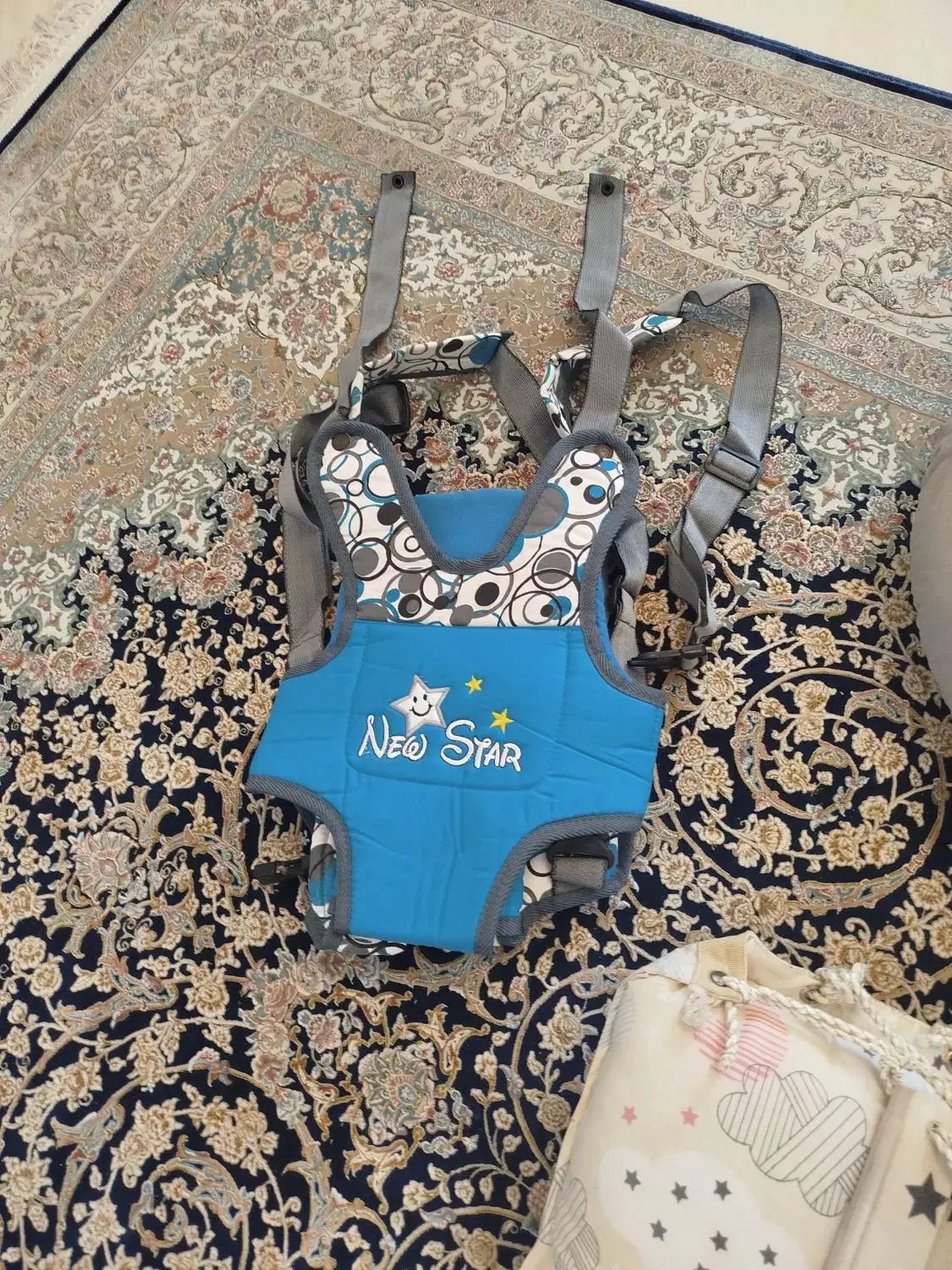 وسایل نوزادی وسیسمونی|اسباب و اثاث بچه|تنکابن, |دیوار