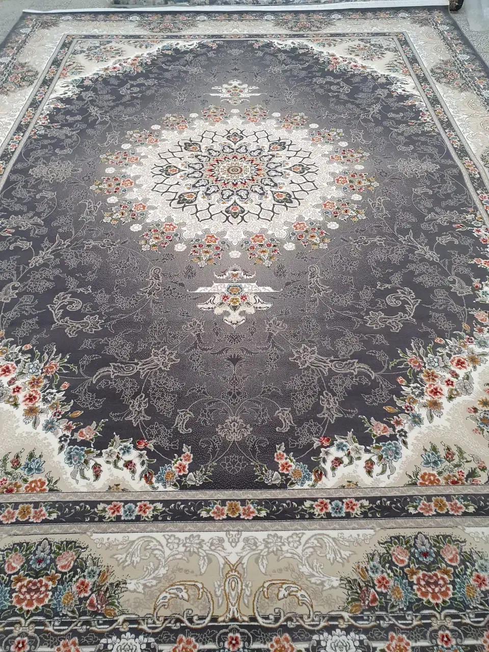 تعویض فرش|فرش|قم, باغ شریفی|دیوار