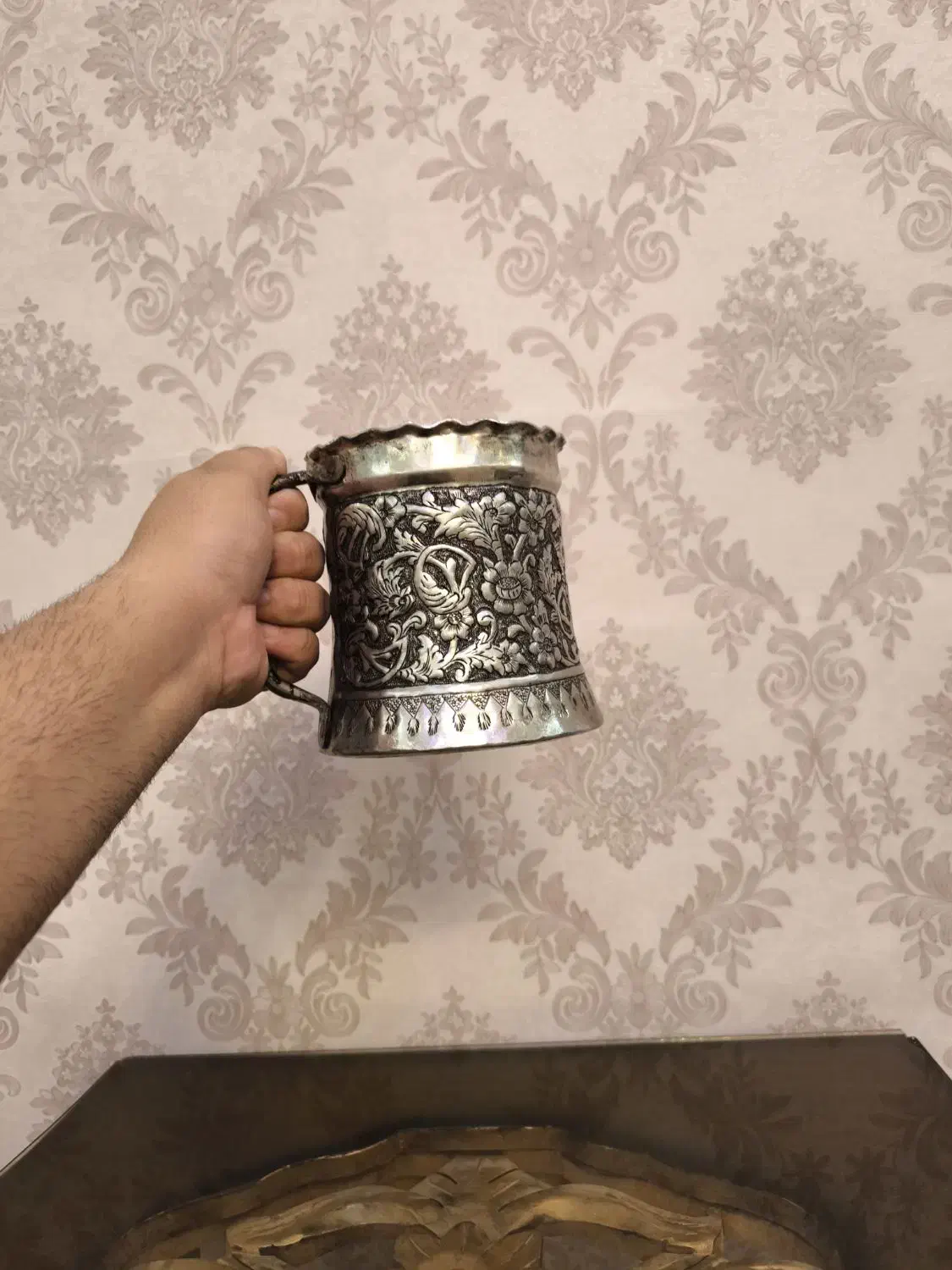 مشربه مسی|کلکسیون اشیاء عتیقه|تربتحیدریه, شهرک ولیعصر|دیوار