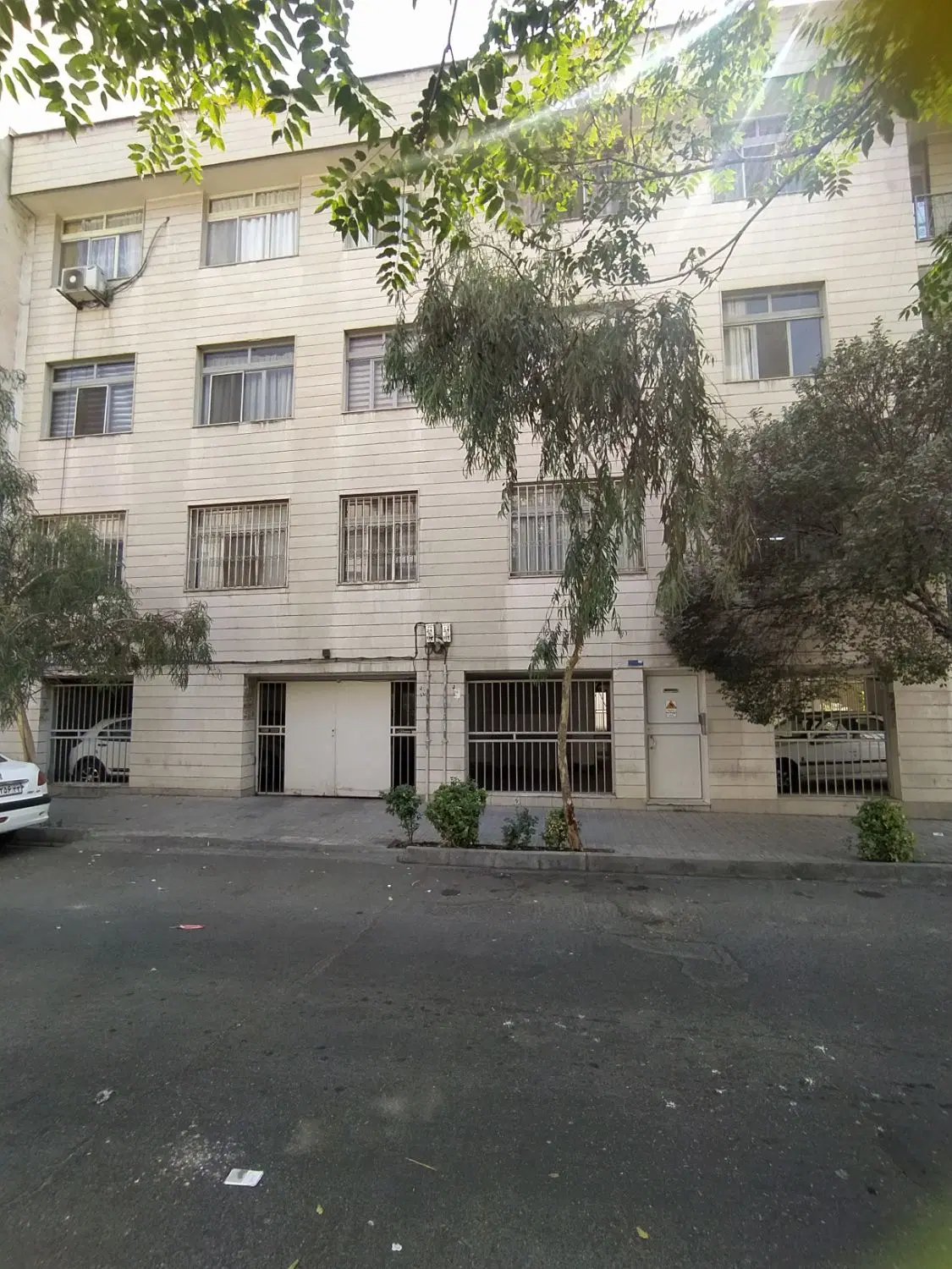 گیشا/93 متر /۲ خواب/قدیمی /زیر قیمت|اجارهٔ آپارتمان|تهران, گیشا|دیوار