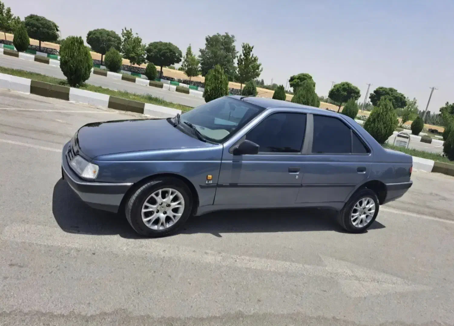 پژو ۴۰۵ glxمدل ۹۶ تر تمیز عطیقه|خودرو سواری و وانت|قروه, |دیوار