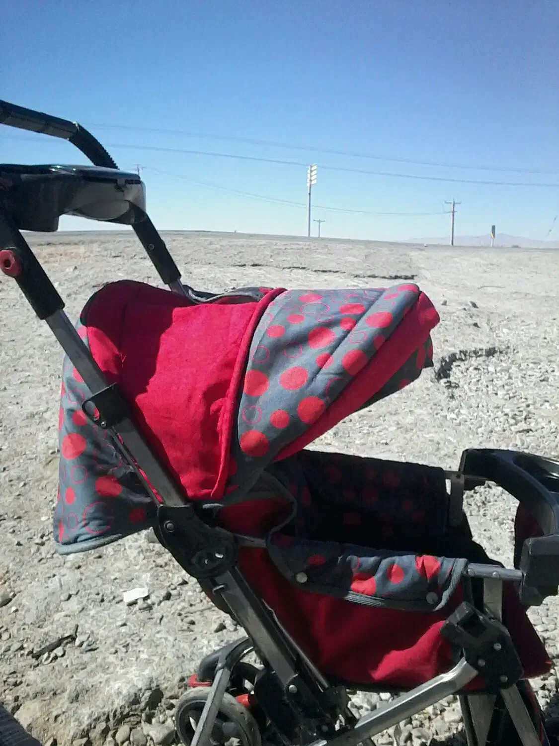 کالسکه خوش رنگ سالم. دو طرفه|کالسکه و لوازم جانبی|اسفراین, |دیوار