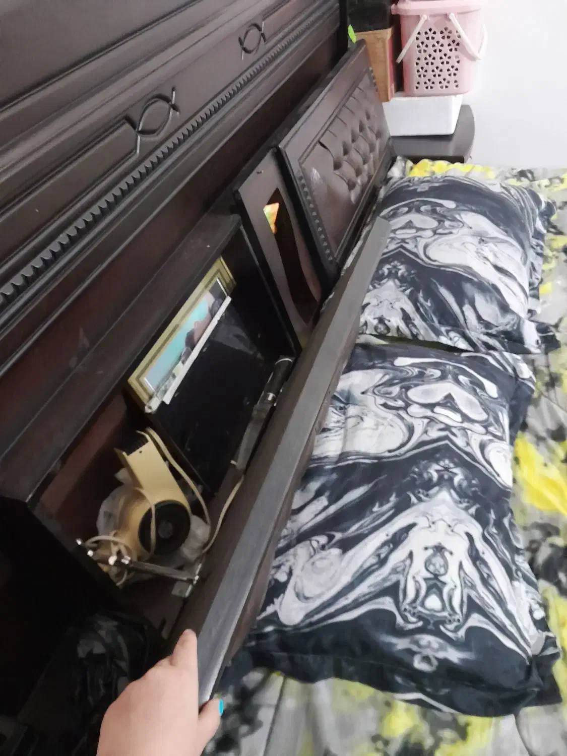 تخت دو نفره|تخت و سرویس خواب|قوچان, |دیوار