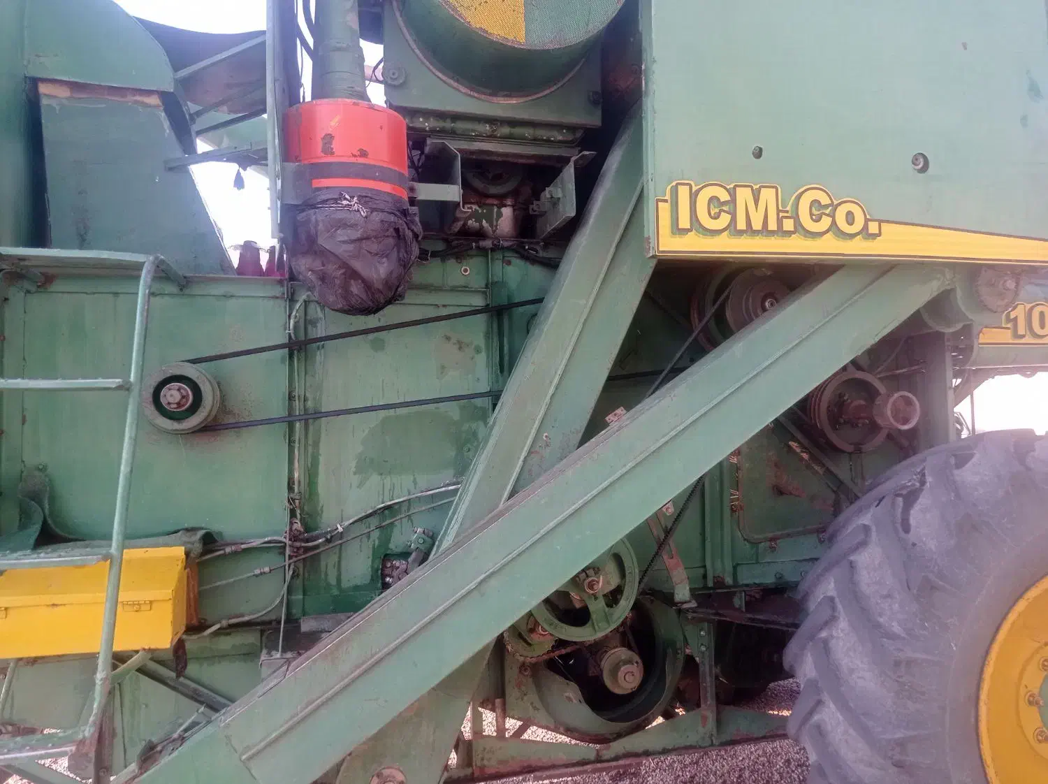 فرانسه درجه 1 همه چی بی شرط|خودرو سنگین|مرودشت, تخت جمشید|دیوار