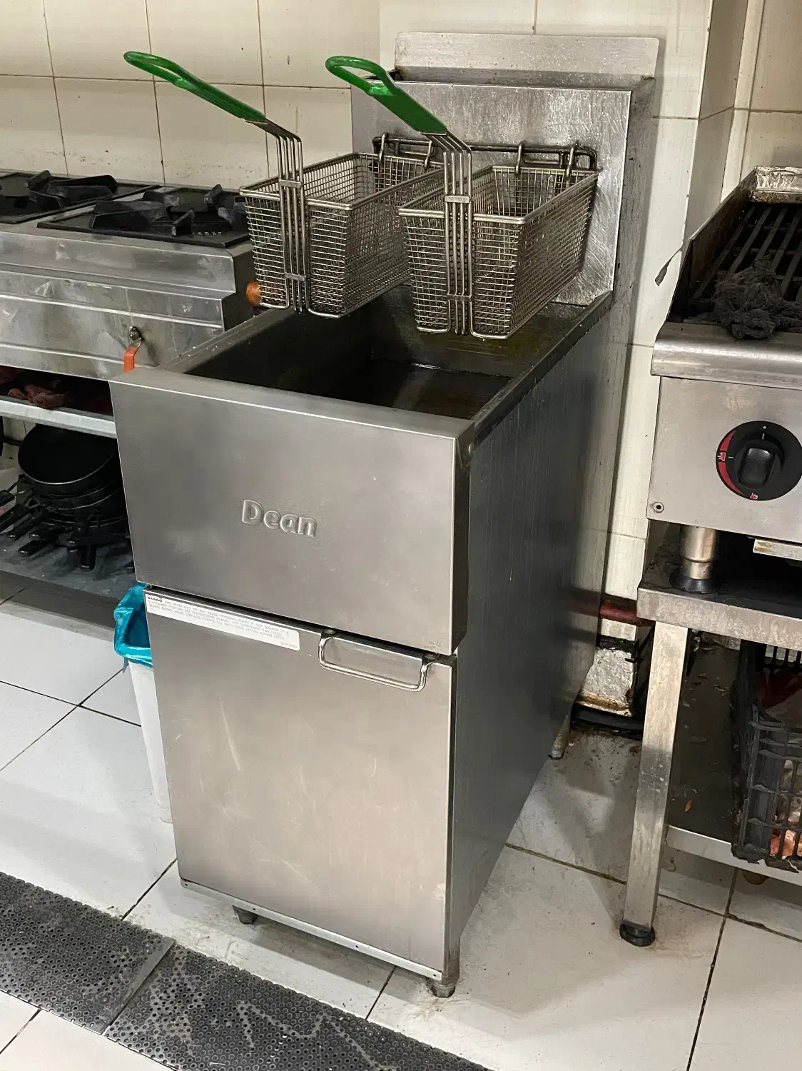 سرخ کن دین اصلی آمریکایی|کافی‌شاپ و رستوران|بجنورد, |دیوار