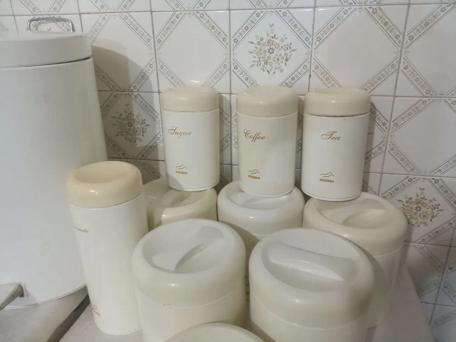 جا حبوباتی|ظروف نگهدارنده، پلاستیکی، یک‌بارمصرف|سنندج, |دیوار