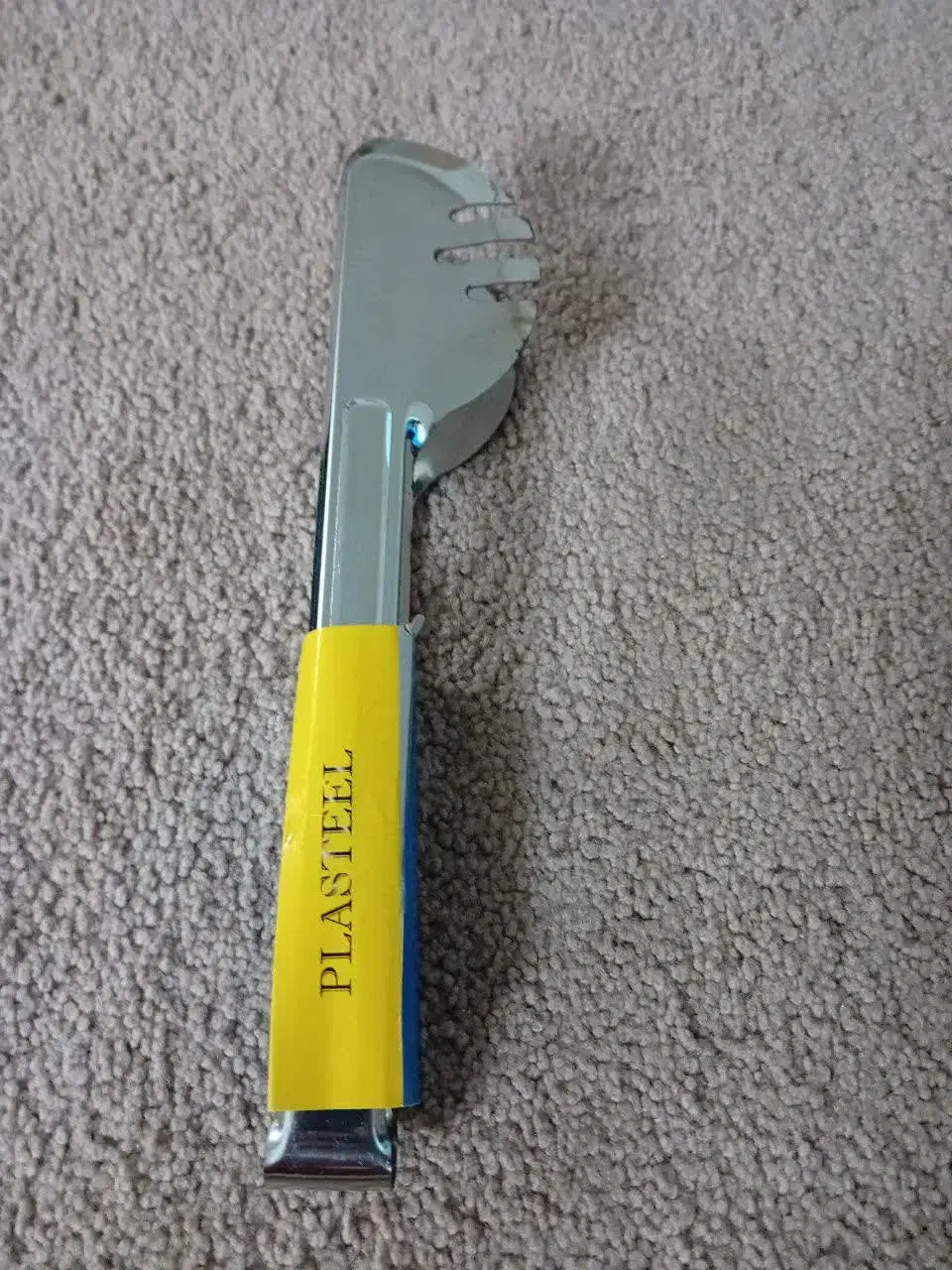 قاشق استیل بزرگ‌ وگیره سالاد بسیارکاربردی|ظروف سرو و پذیرایی|قم, کلهری|دیوار