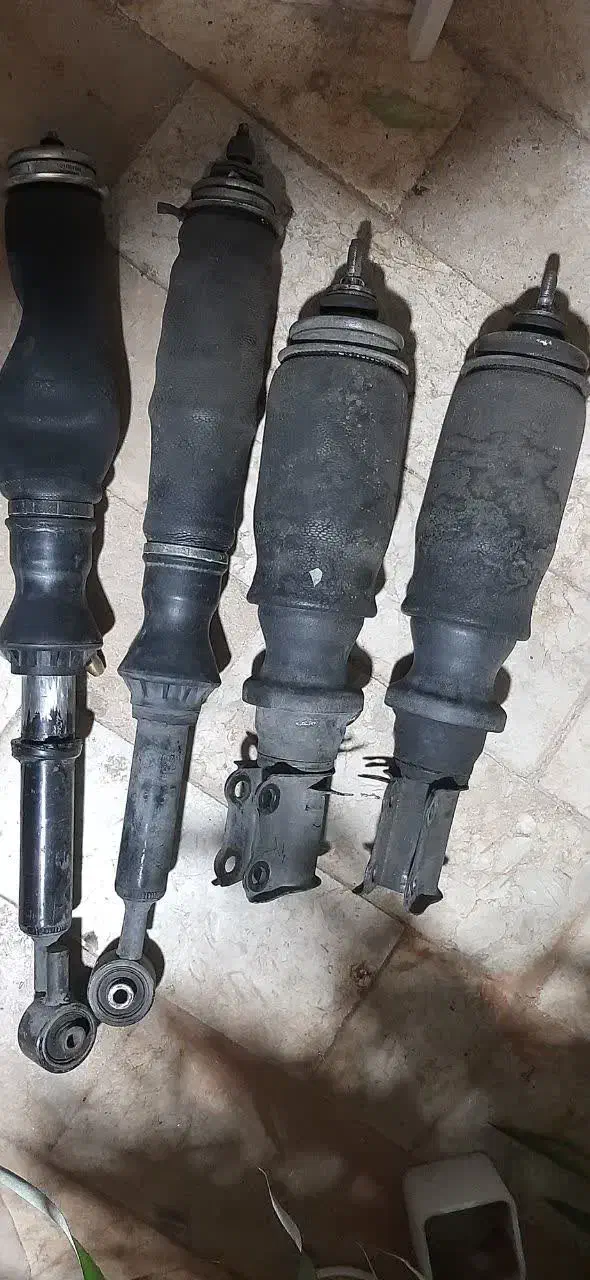 پنوماتیک پرایدی|قطعات یدکی و لوازم جانبی|تربت جام, والفجر|دیوار