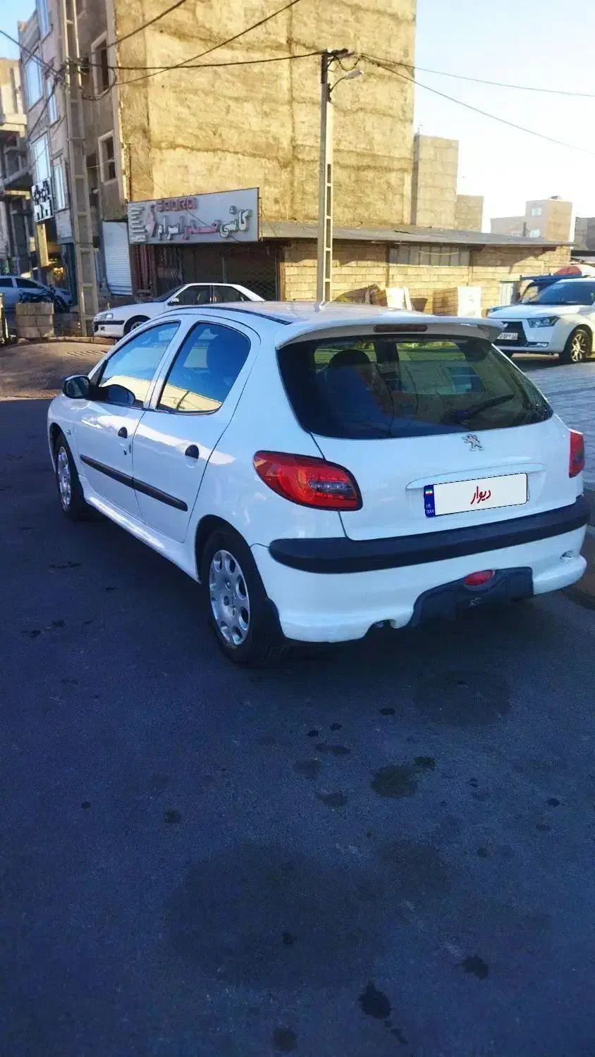 پژو ۲۰۶مدل۱۳۸۸ دور رنگ|خودرو سواری و وانت|صائین قلعه, |دیوار