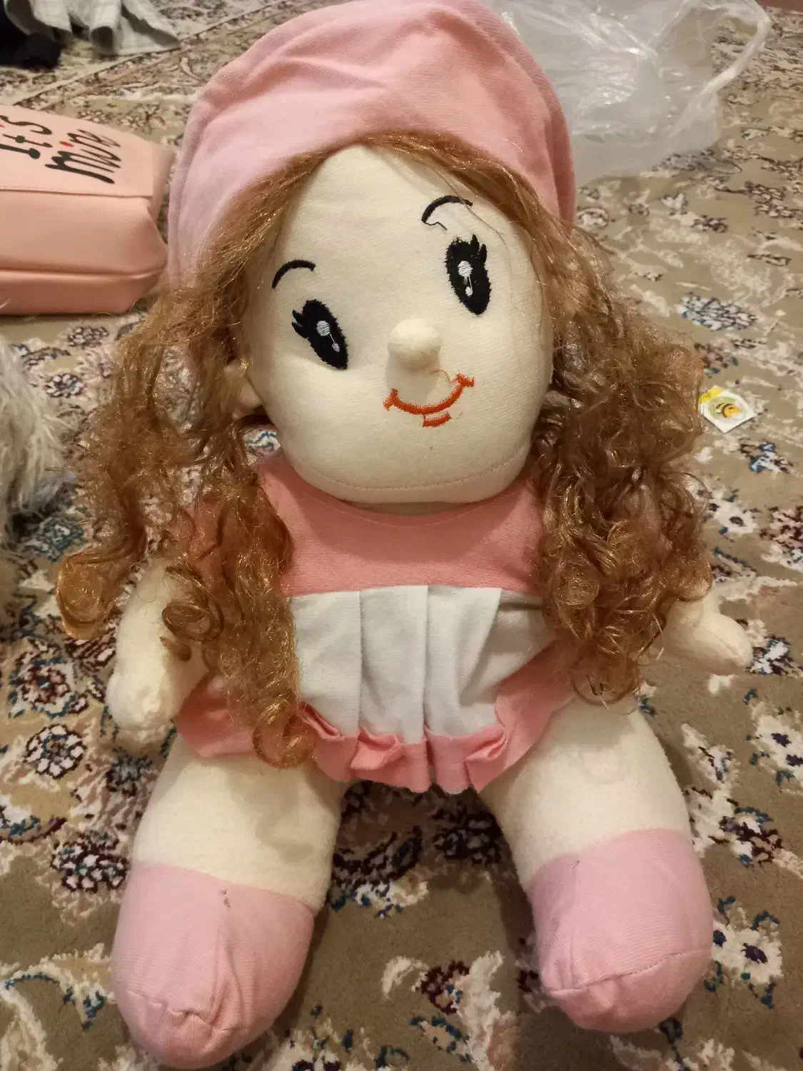 عروسک|اسباب‌بازی بچه|سقز, |دیوار