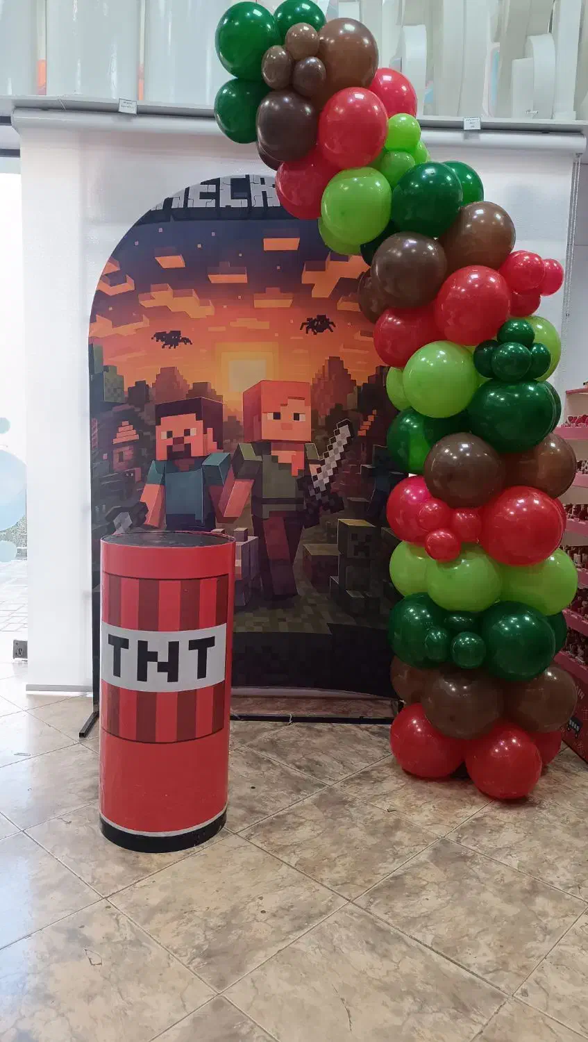 بادکنک آرایی تم تولد پسرانه با بیش از 100 طرح|اسباببازی|مشهد, چهارچشمه|دیوار