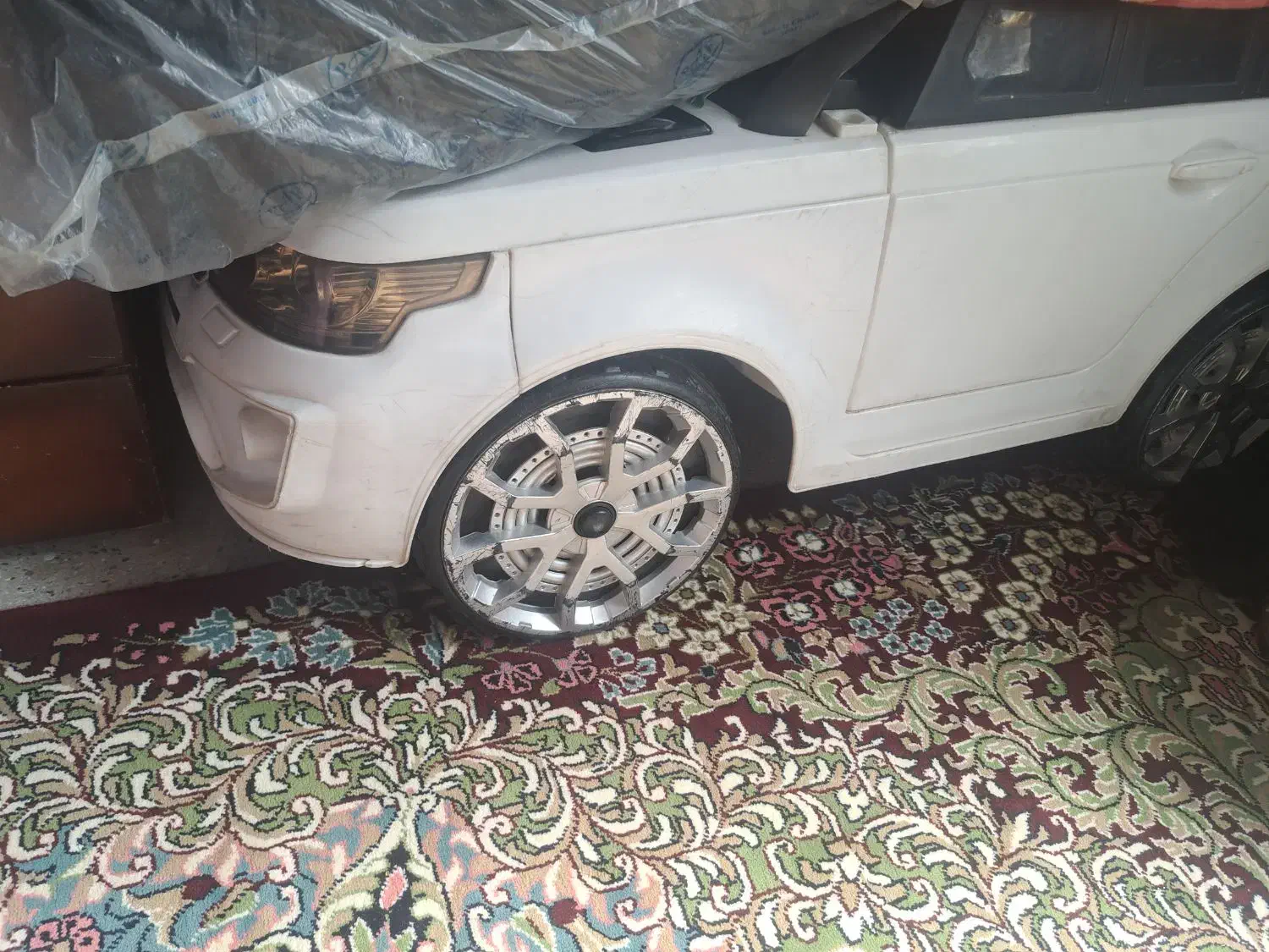 ماشین شارژی برای بچه ها|اسباب و اثاث بچه|کرمان, |دیوار