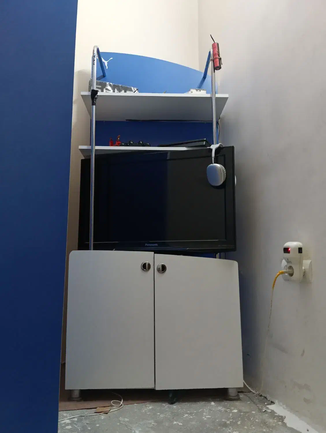 کمد|جاکفشی، کمد، دراور|مشهد, شفا|دیوار