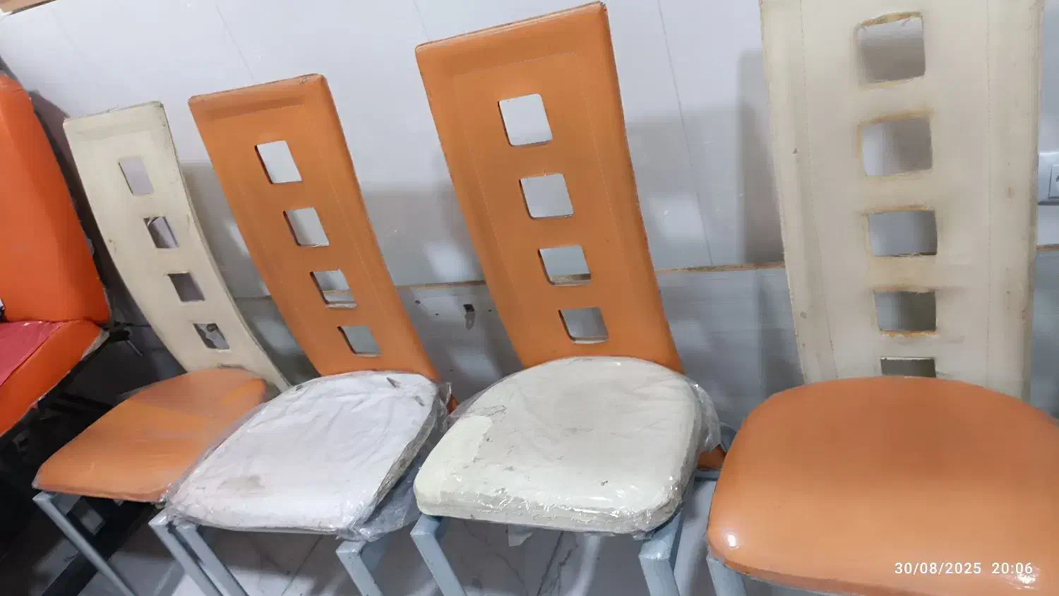 دکور صندلی انتظار صندلی جک دار کوتاهی|آرایشگاه و سالنهای زیبایی|دورود, |دیوار