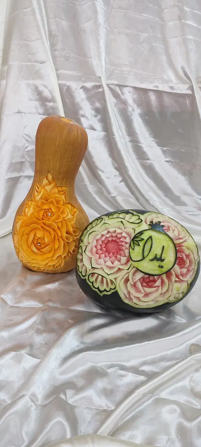 حکاکی هندوانه و کدو یلدا|خدمات پذیرایی، مراسم|نیشابور, میدون بار|دیوار