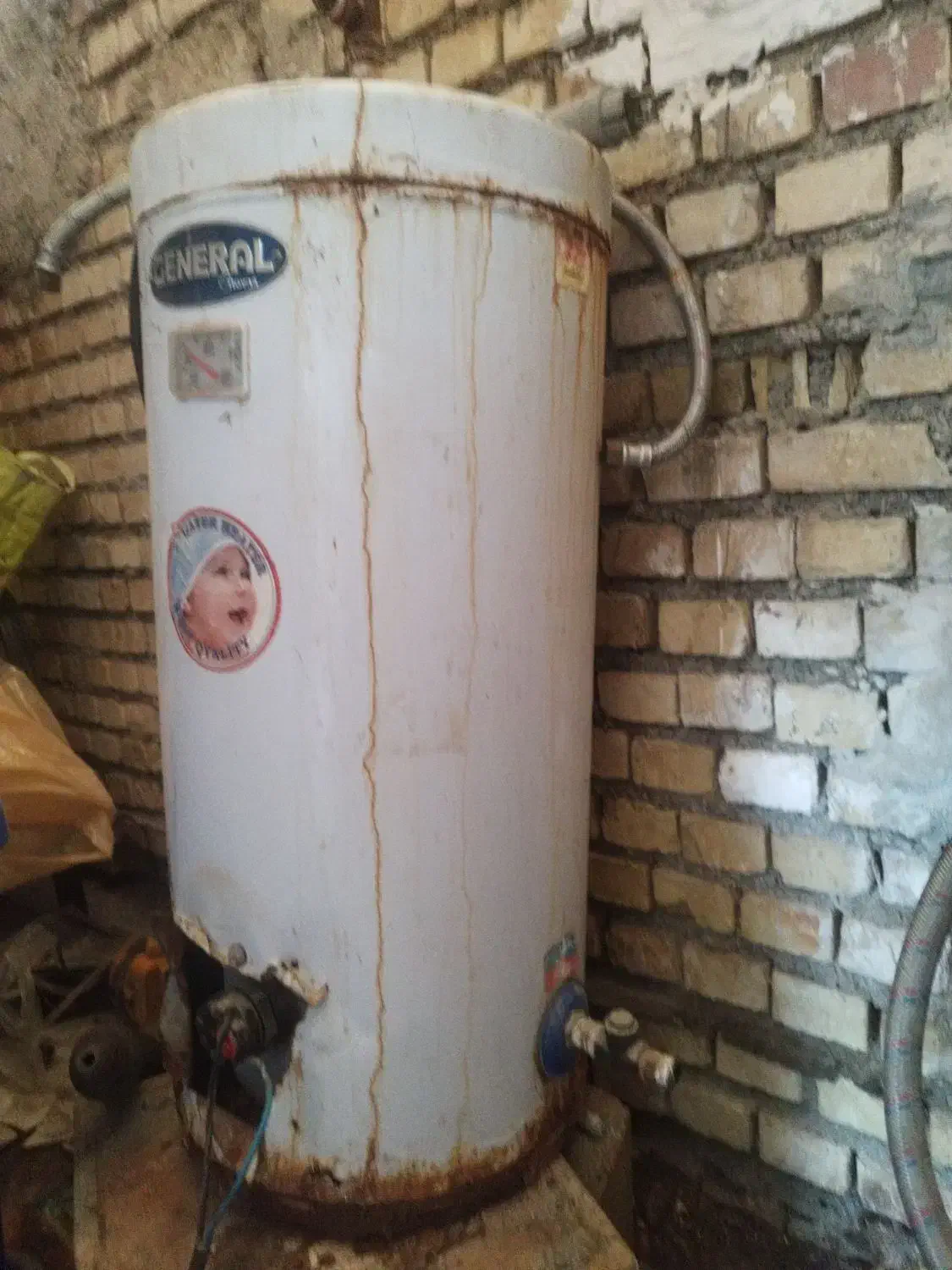 آبگرم کن برقی|آبگرمکن، پکیج، شوفاژ|آبادان, |دیوار