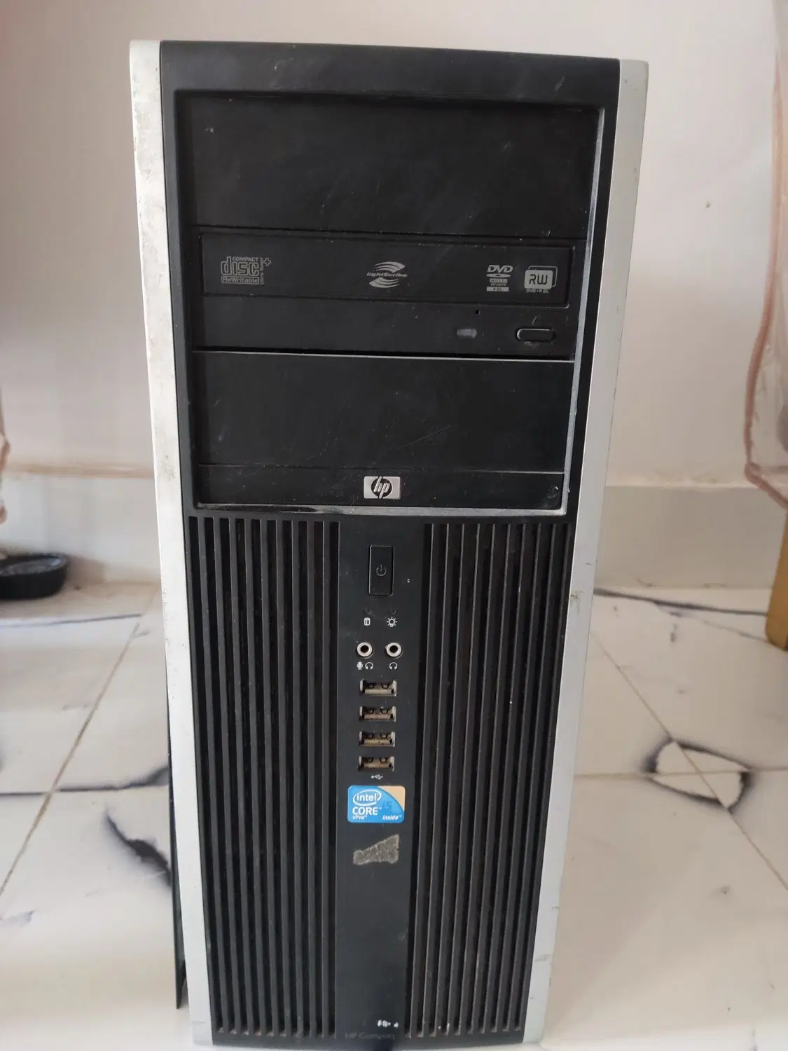 pc.|رایانه رومیزی|بندرعباس, |دیوار
