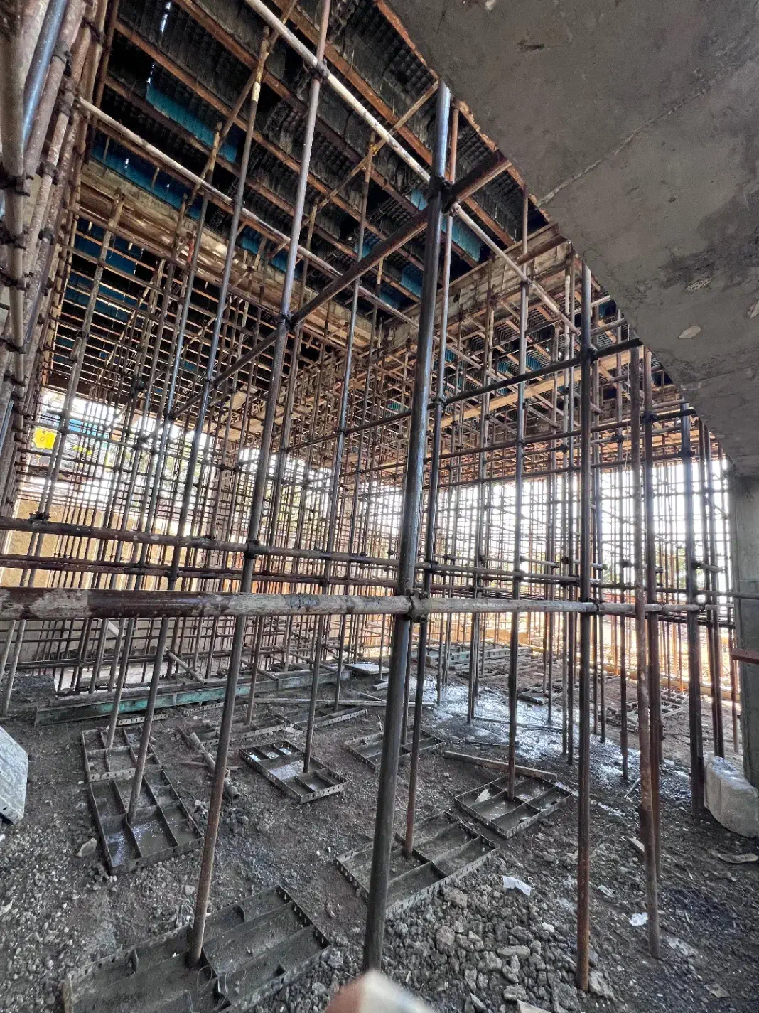 داربست فلزی سلطانی|خدمات پیشه و مهارت|چالوس, |دیوار