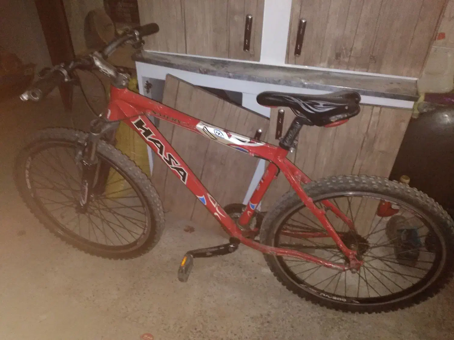 دوچرخه|دوچرخه، اسکیت، اسکوتر|الشتر, |دیوار