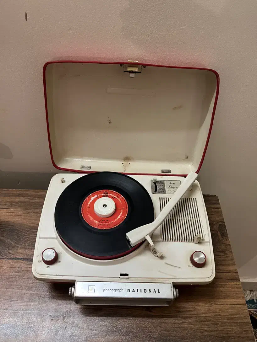 گرامافون قدیمی|سیستم صوتی خانگی|زاهدان, |دیوار