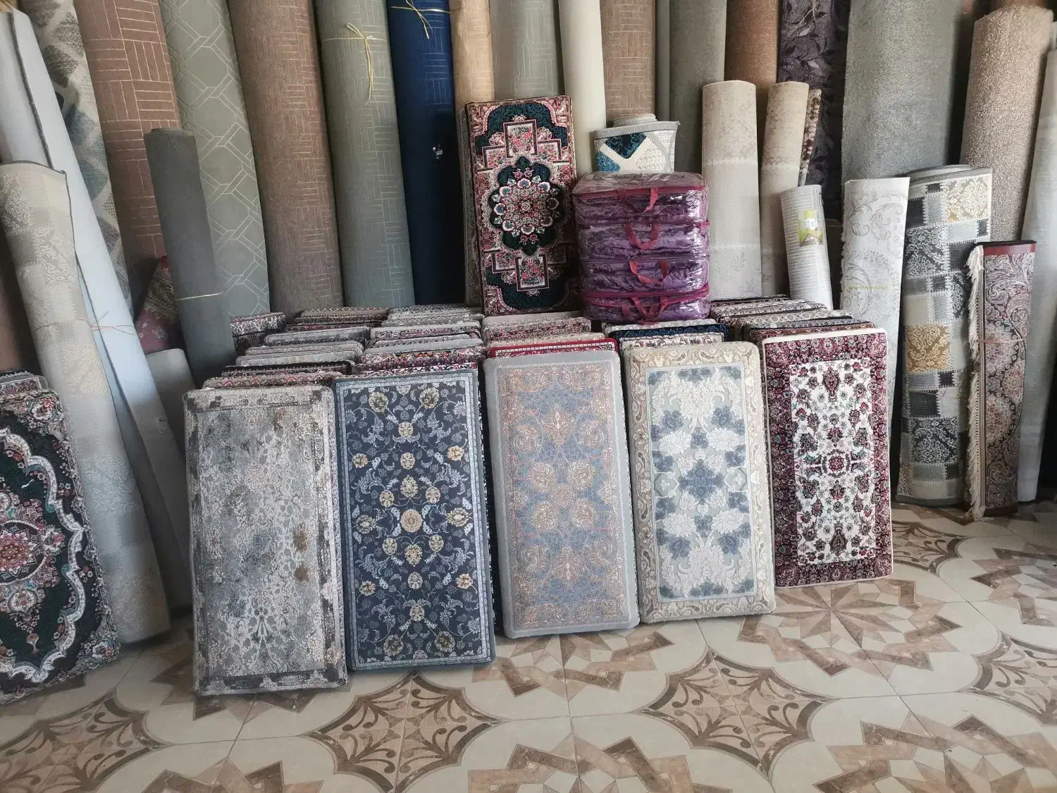 پخش موکت در زرین رود|موکت|بزینه رود, |دیوار