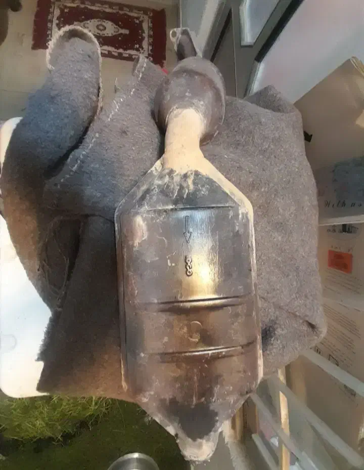 کاتالیزور انواع ماشین رو به بالاترین قیمت خریدارم|خدمات موتور و ماشین|اسفراین, |دیوار