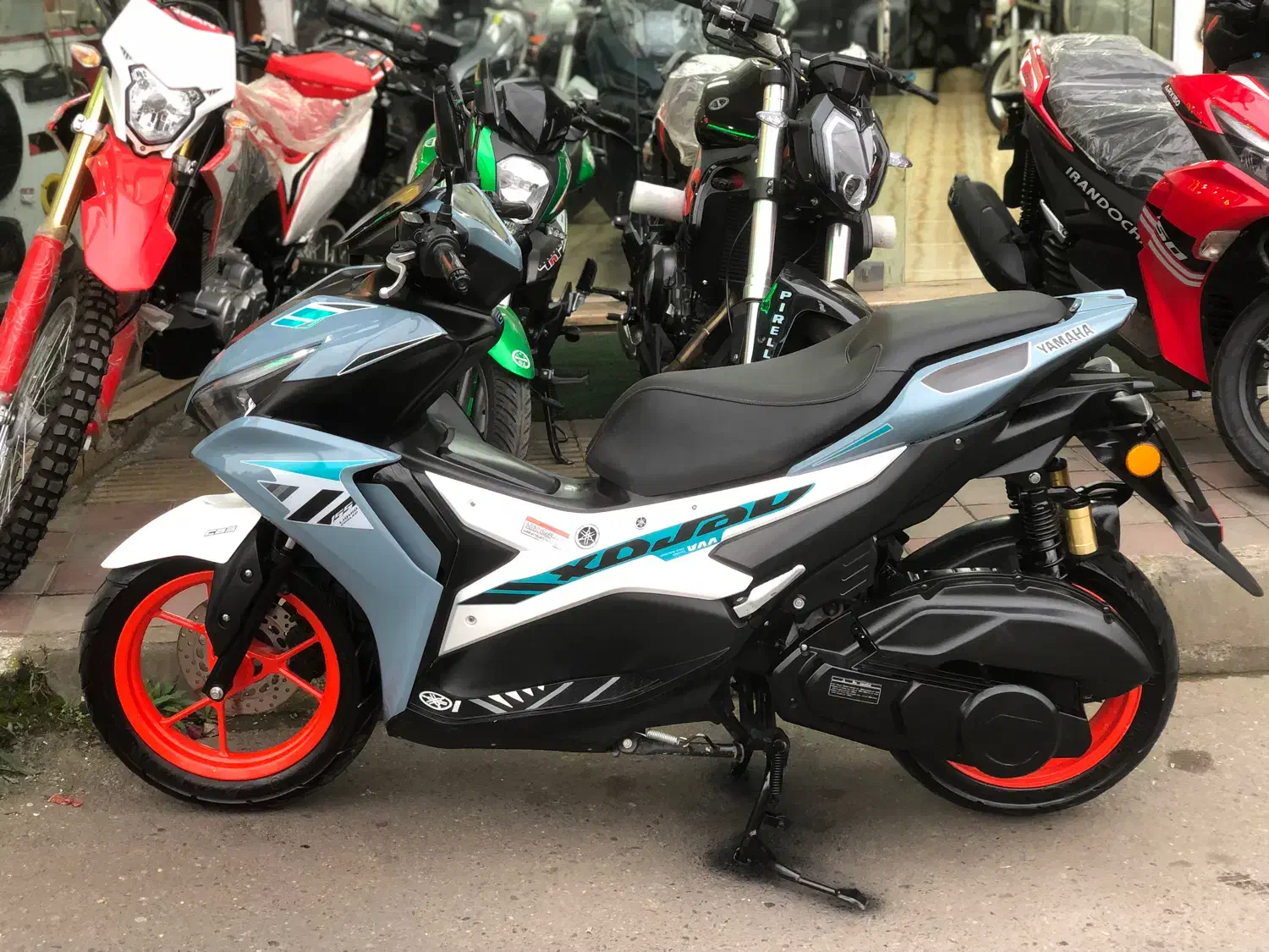 ایروکس ۱۸۰ مدل ۱۴۰۳|موتورسیکلت|رشت, یخسازی|دیوار