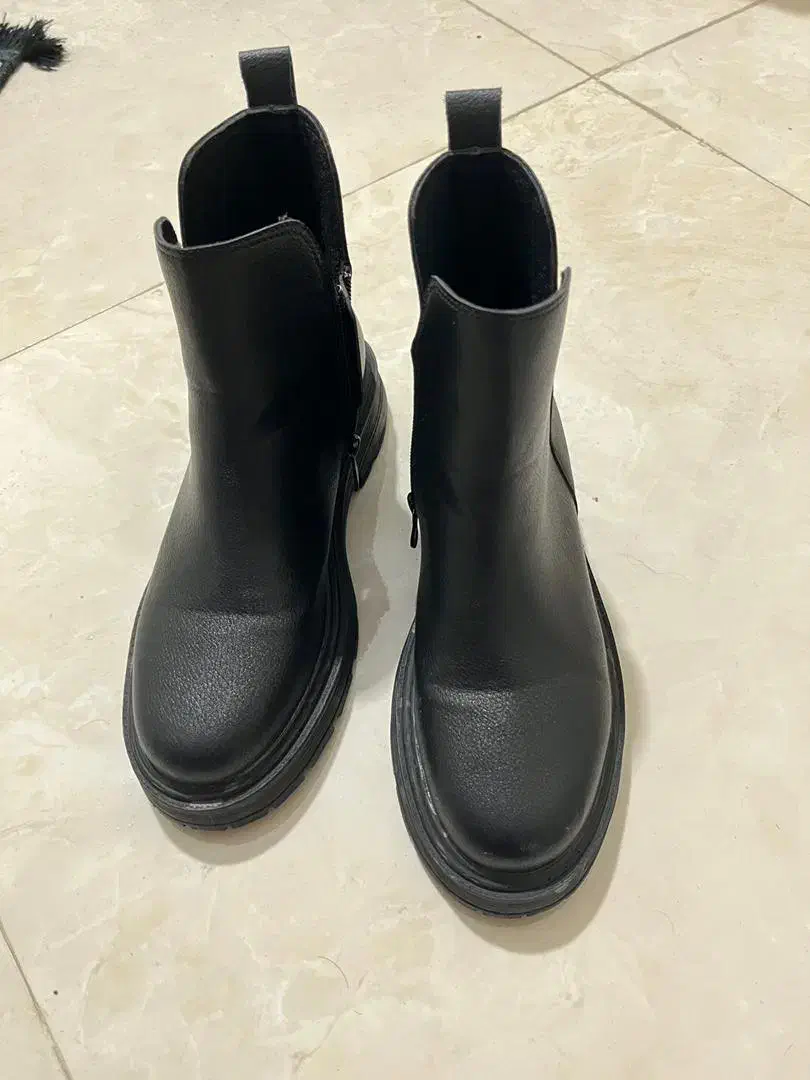 فروش بوت زنانه سایز ۳۸|کیف، کفش، کمربند|رودهن, |دیوار