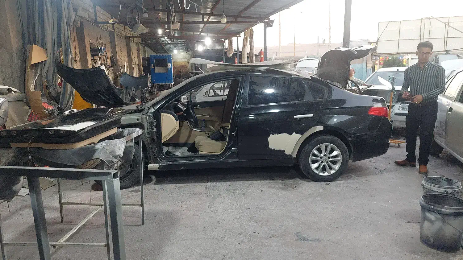 نیازمند کارگر نقاش|استخدام صنعتی، فنی، مهندسی|صدرا-فارس, فاز ۱|دیوار