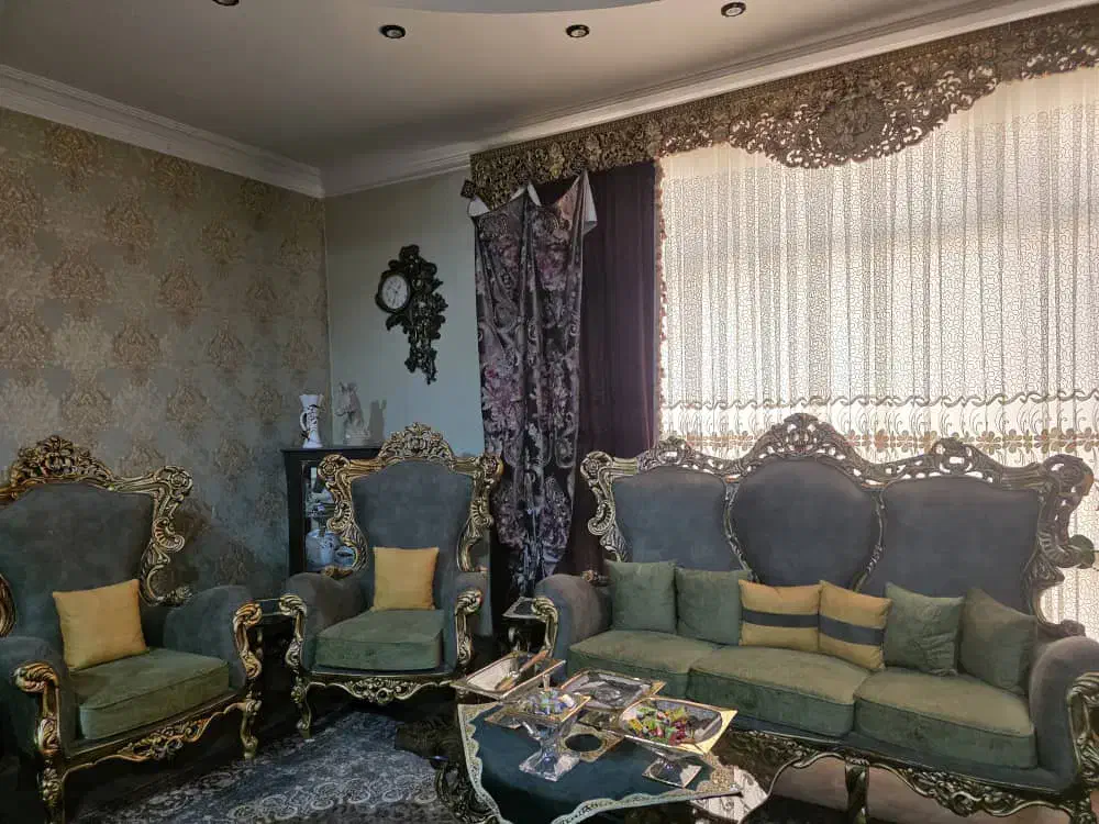 مبل سلطنتی با چوب راش و قیمت بسیار پایین|مبلمان خانگی و میز عسلی|بندر ماهشهر, |دیوار
