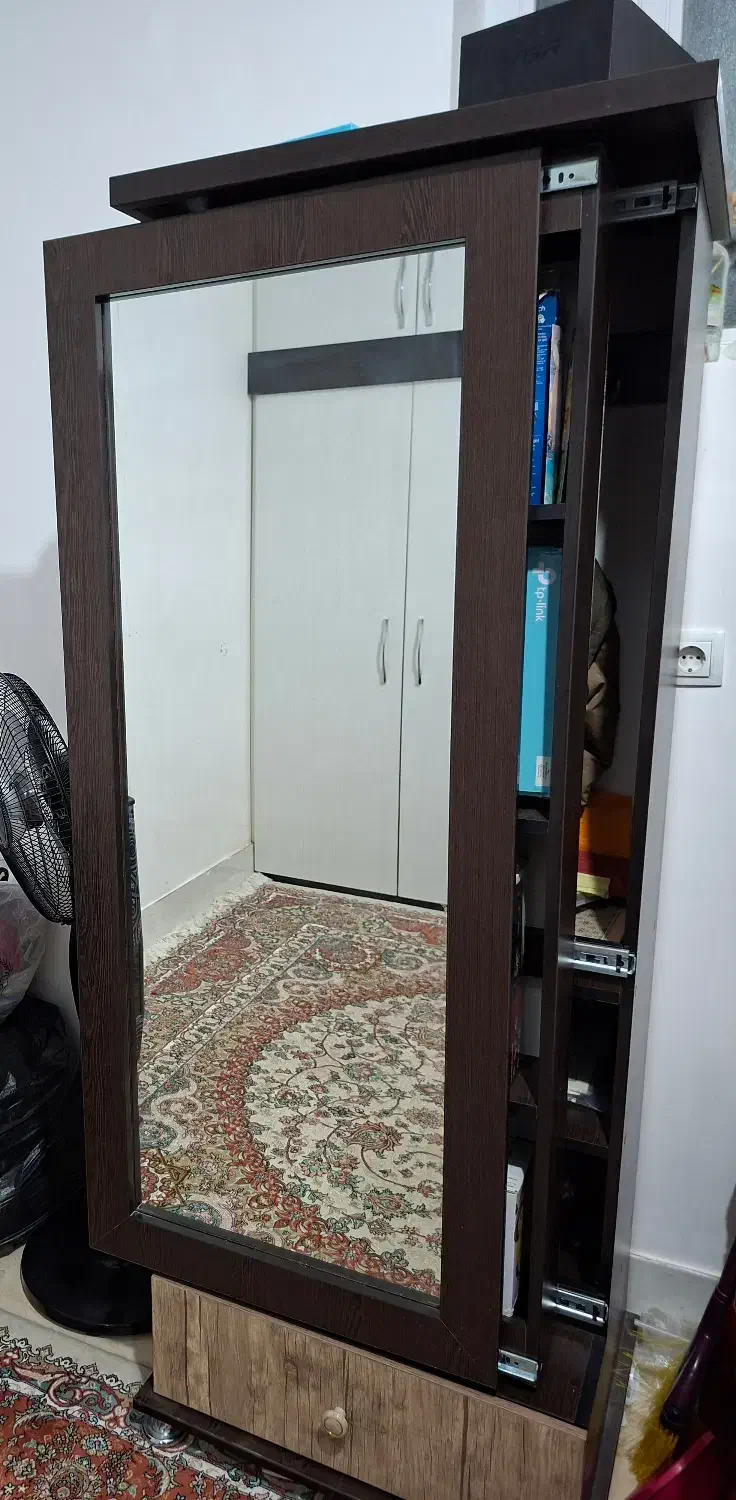 میز تلویزیون  و کمد ریلی ایستاده با آینه قدی|میز تلویزیون|لردگان, |دیوار