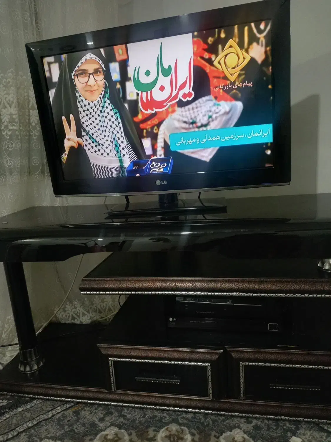 تلویزیون ال سی دی ۳۲فروشی|تلویزیون و پروژکتور|مشهد, خواجه ربیع|دیوار