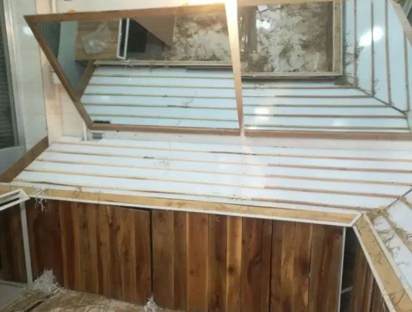 میز و آینه|آینه|مراغه, |دیوار