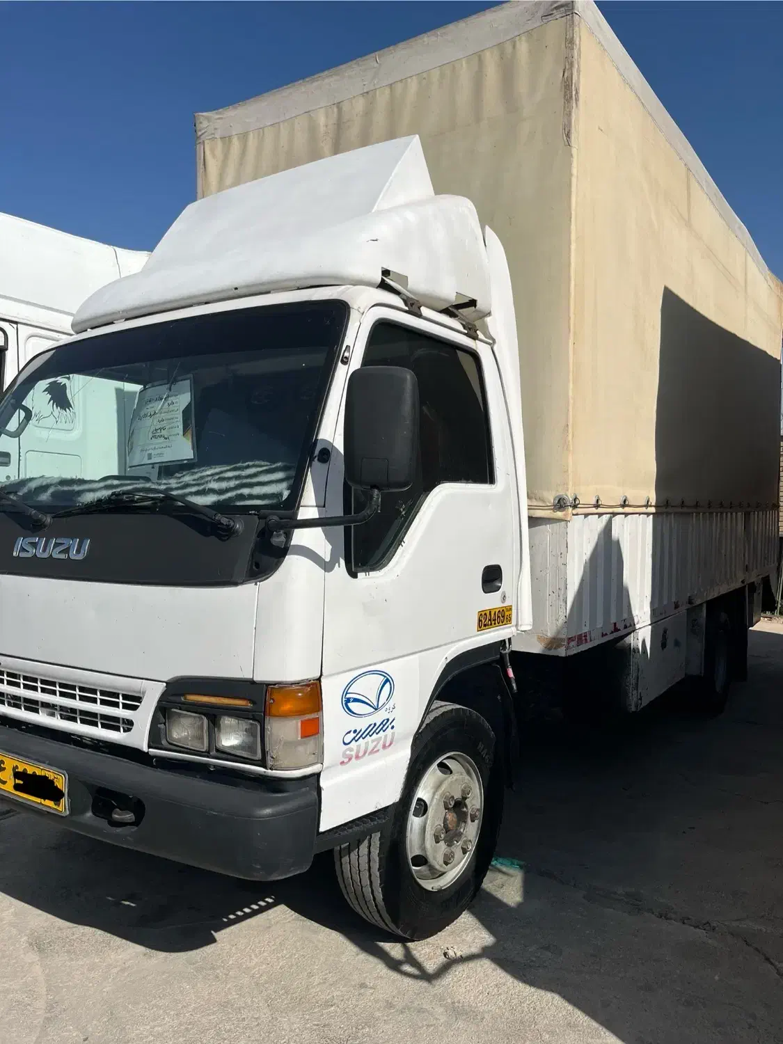 ایسوزو ۶ تن چهار چراغ مدل ۸۴|خودرو سنگین|اسلام‌شهر, شاطره|دیوار