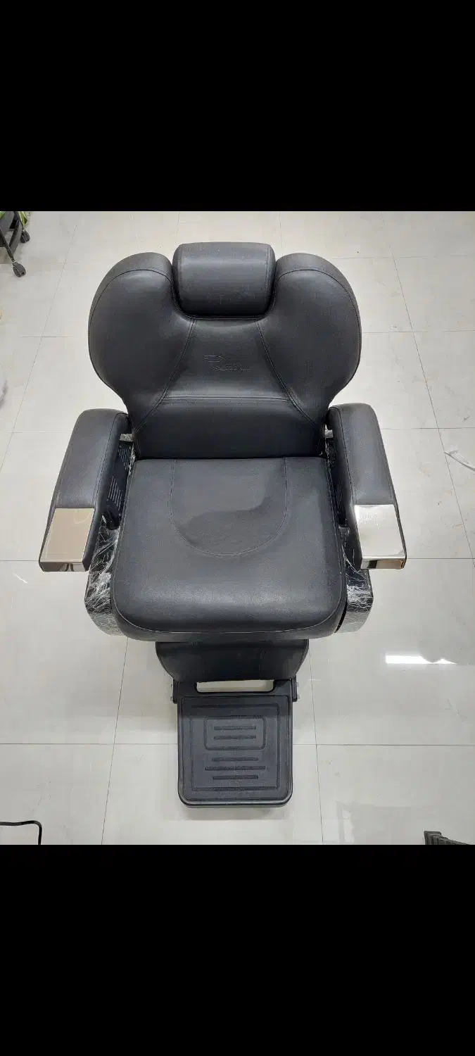 صندلی آرایشگری رزونال وارداتی|آرایشگاه و سالنهای زیبایی|کاشان, قطب راوندی|دیوار